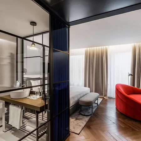 Radisson Collection Hotel, Santa Sofia