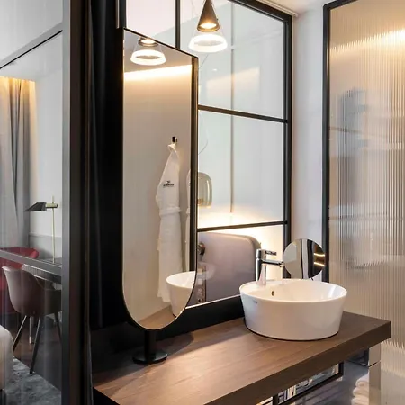 Radisson Collection Hotel, Santa Sofia 5*