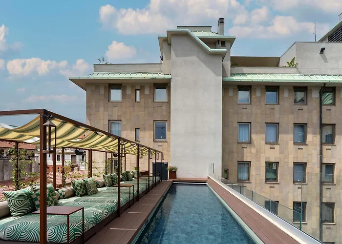 Radisson Collection Hotel, Santa Sofia 5* Milaan