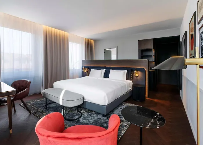 Radisson Collection Hotel, Santa Sofia Hotel