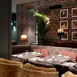 ホテル Radisson Collection Hotel, Santa Sofia