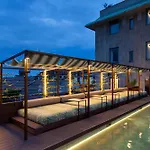 ホテル Radisson Collection Hotel, Santa Sofia 5*