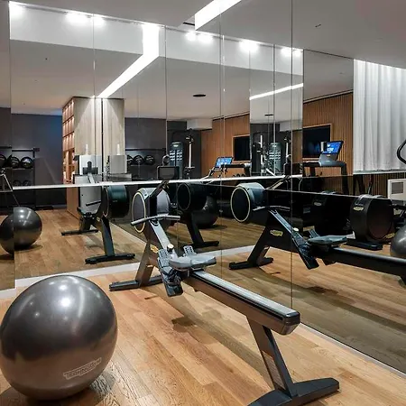 Radisson Collection Hotel, Santa Sofia Hotel Milán