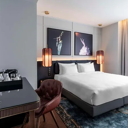 Radisson Collection Hotel, Santa Sofia 酒店 5*