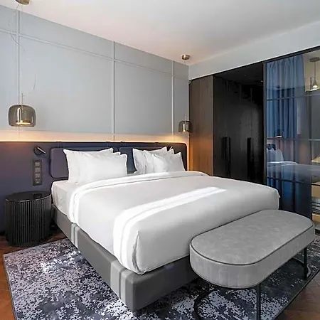 Radisson Collection Hotel, Santa Sofia Milán