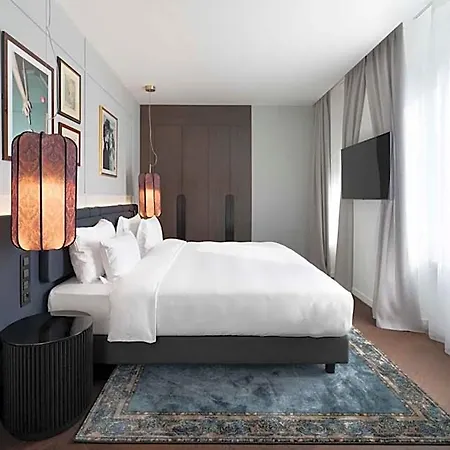Radisson Collection Hotel, Santa Sofia Hotel Milán