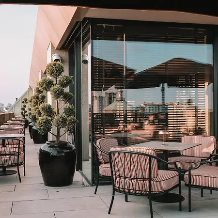 Radisson Collection Hotel, Santa Sofia
