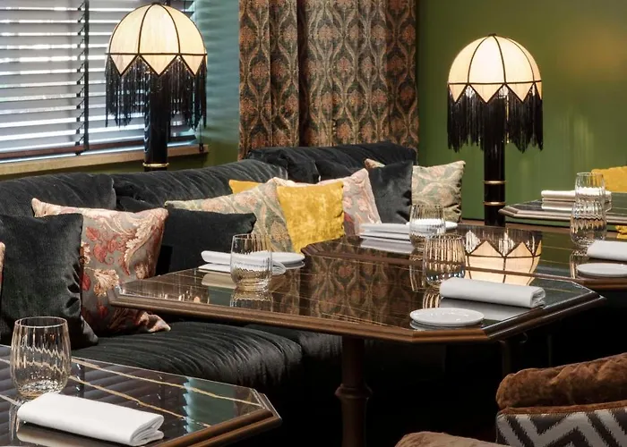 Radisson Collection Hotel, Santa Sofia 5* Milan