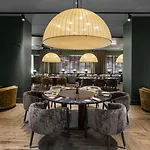Radisson Collection Hotel, Santa Sofia Hotel Milán