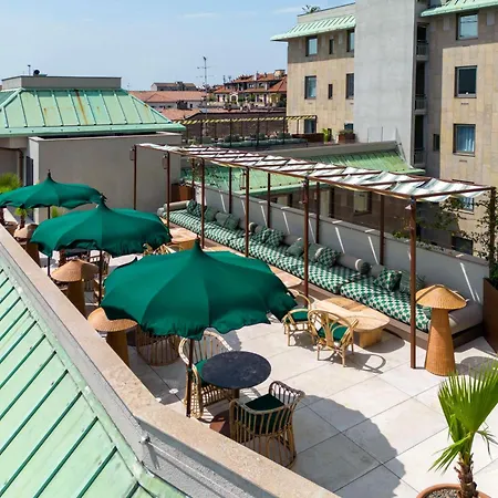 Hotel Radisson Collection Hotel, Santa Sofia Mediolan