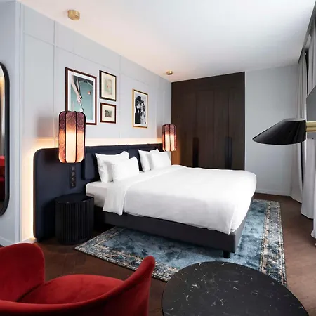 Hotel Radisson Collection Hotel, Santa Sofia Mediolan