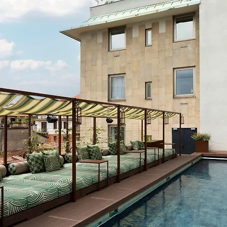 Radisson Collection Hotel, Santa Sofia ميلان