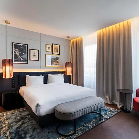 فندق Radisson Collection Hotel, Santa Sofia